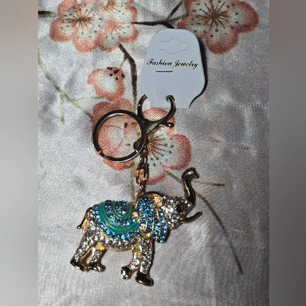 Fashion Jewelry Gold and Teal Elephant Key Holder